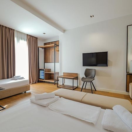 Hotel Central Влёра Экстерьер фото